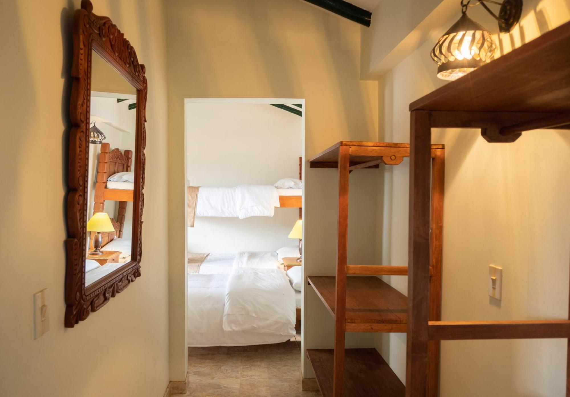 Hotel Beth Sarim บียาเดเลย์บา ภายนอก รูปภาพ