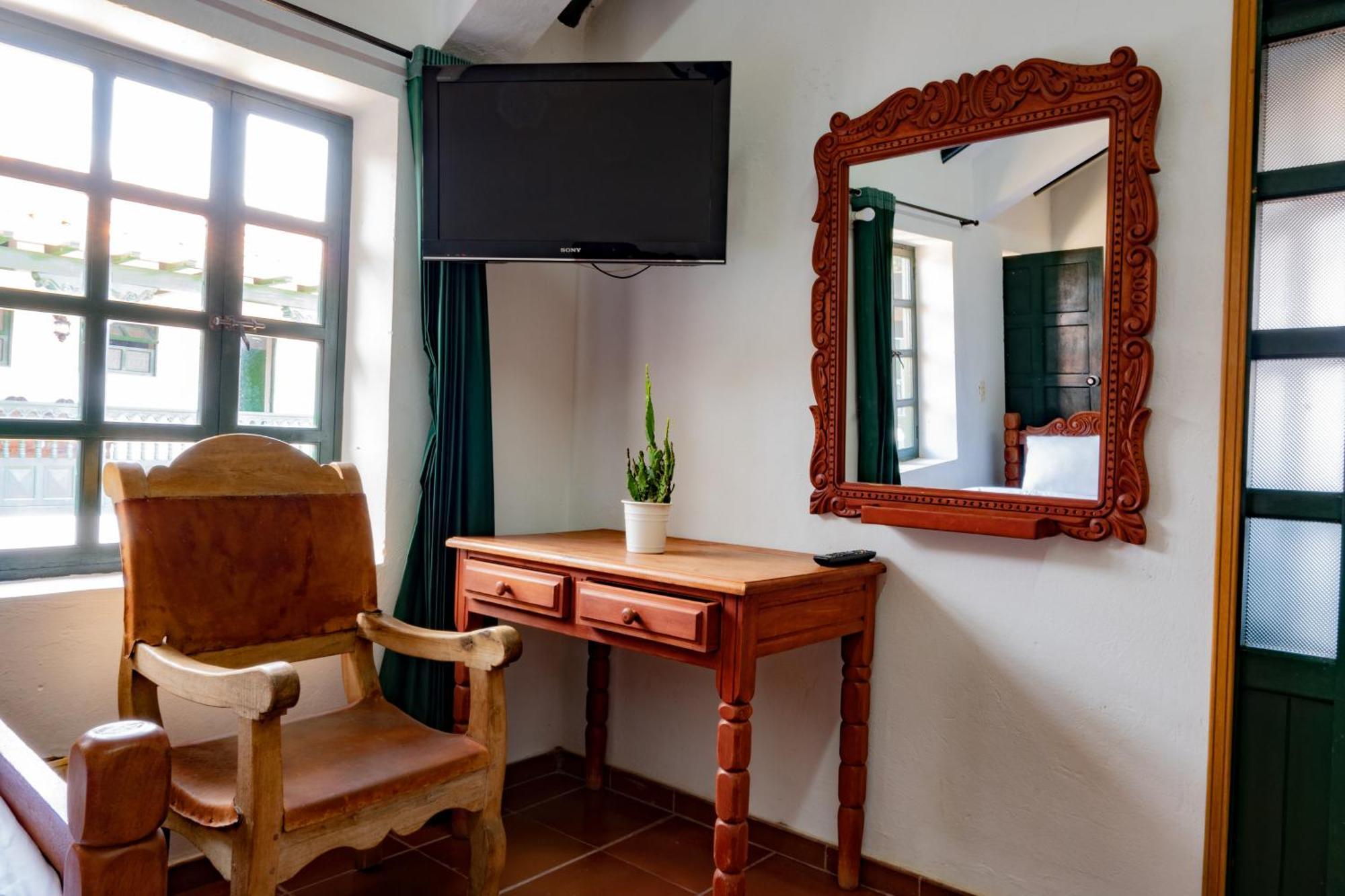 Hotel Beth Sarim บียาเดเลย์บา ภายนอก รูปภาพ