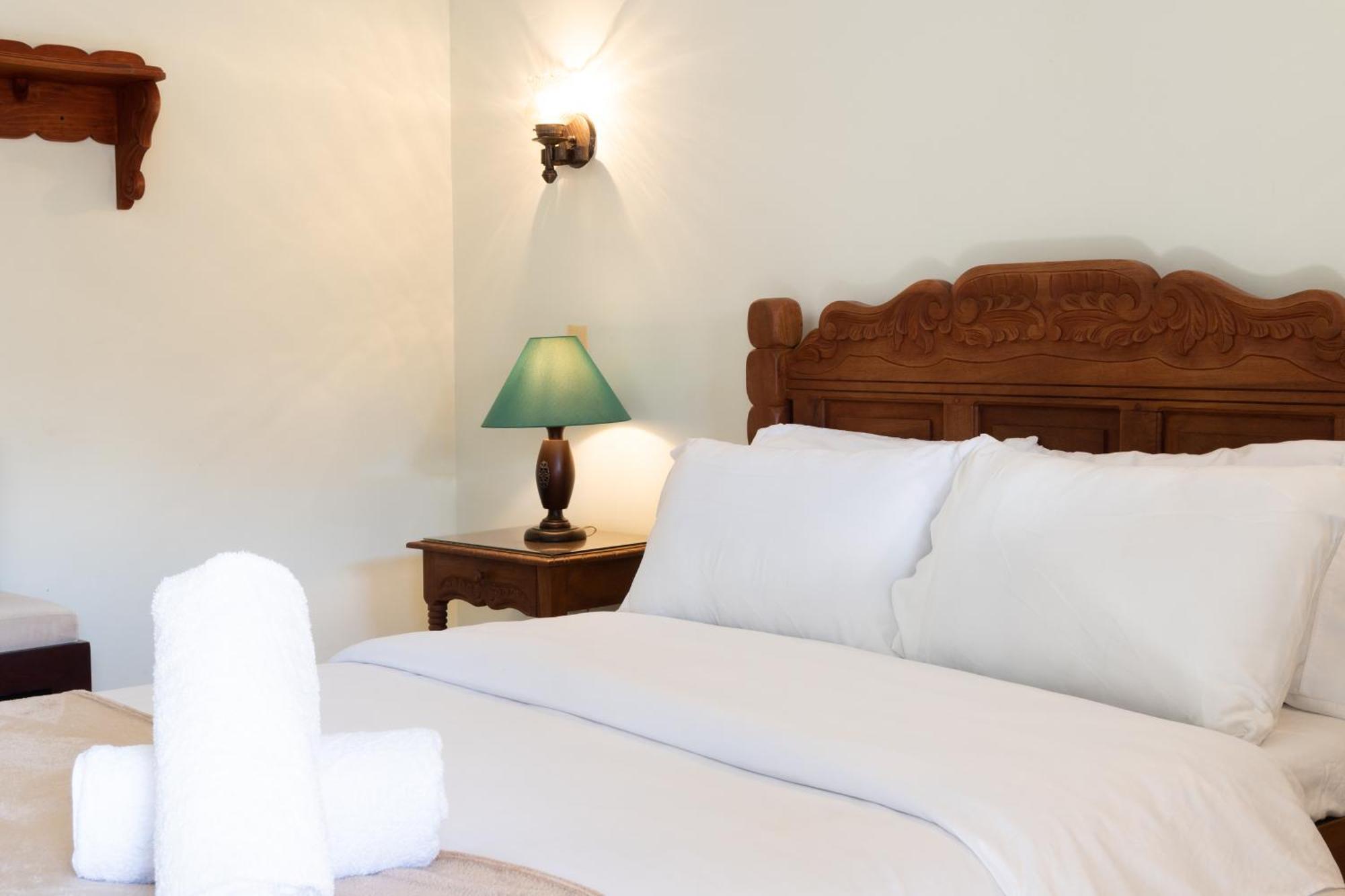 Hotel Beth Sarim บียาเดเลย์บา ภายนอก รูปภาพ