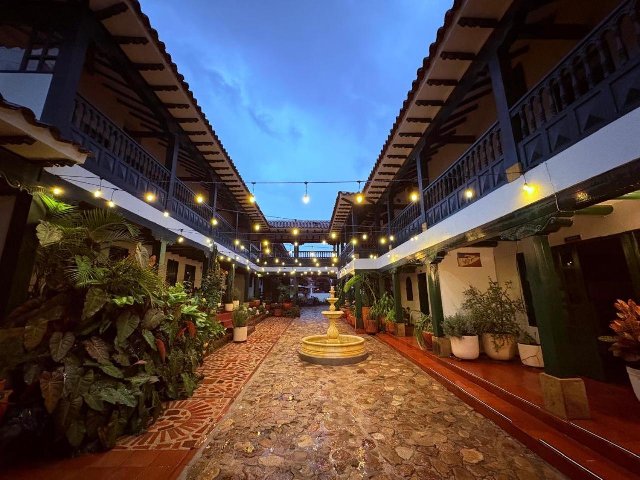 Hotel Beth Sarim บียาเดเลย์บา ภายนอก รูปภาพ